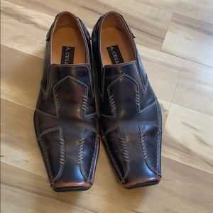 Men’s dress shoes